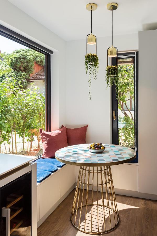 Designer Apartment In The City Center คลูจ-นาโปกา ภายนอก รูปภาพ